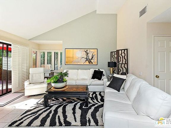 3rd image of 2345 S Cherokee Way Unit 95
