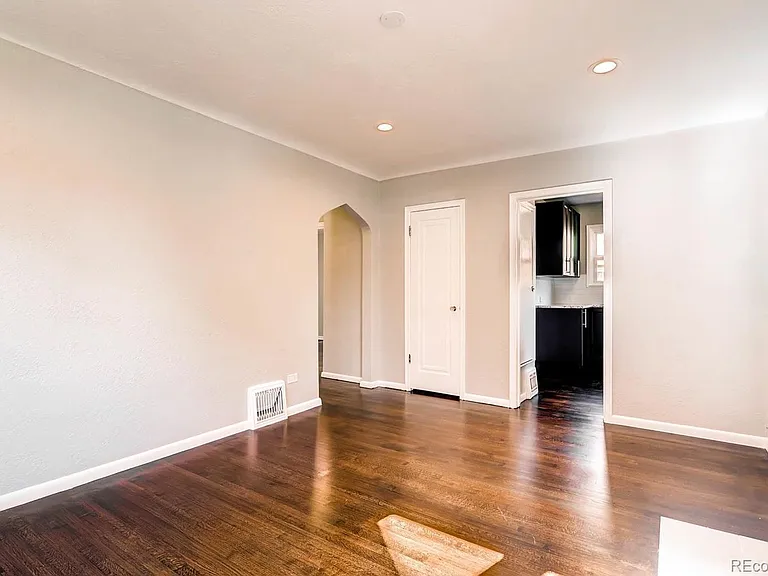 3541 N Saint Paul St — Photo 9