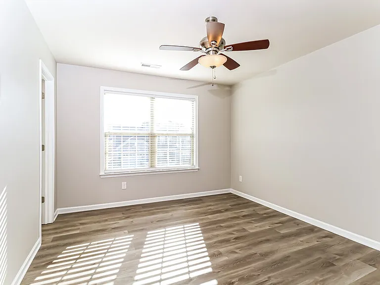 10436 Honeyfur Ct — Photo 16