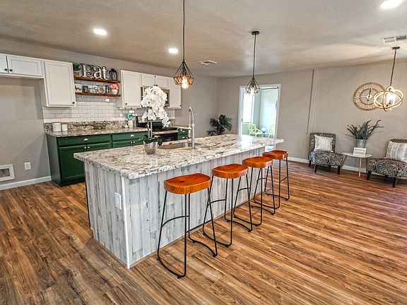 3rd image of 7005 N Northlight Dr