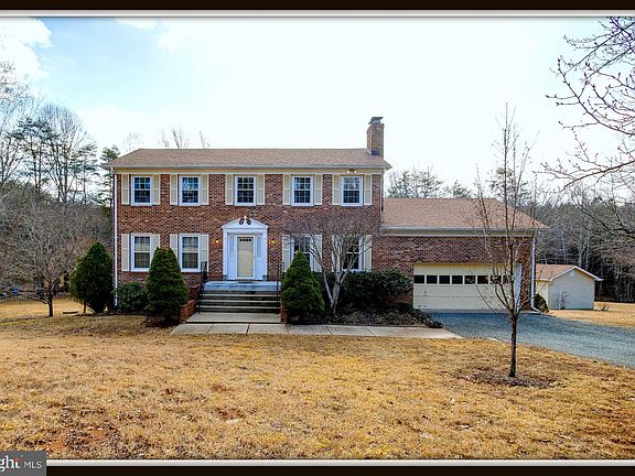 2nd image of 39 Salem Ln