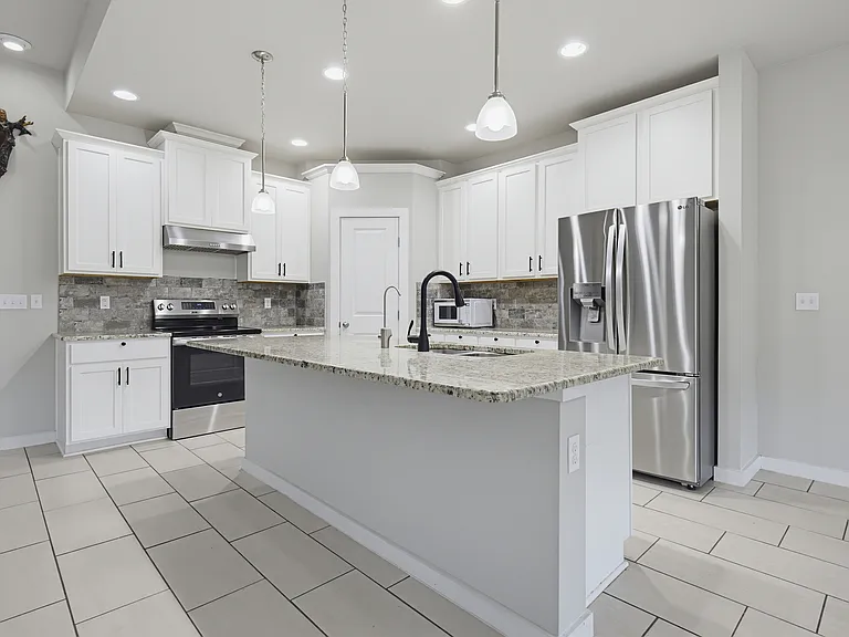 1012 Pasadena St — Photo 7