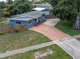 1446 W Drew St, Lantana, FL 33462