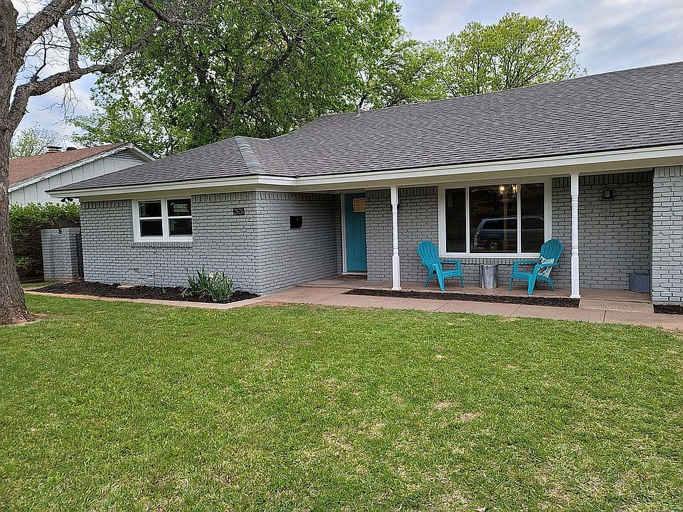1st image of 2826 Barrywood Dr
