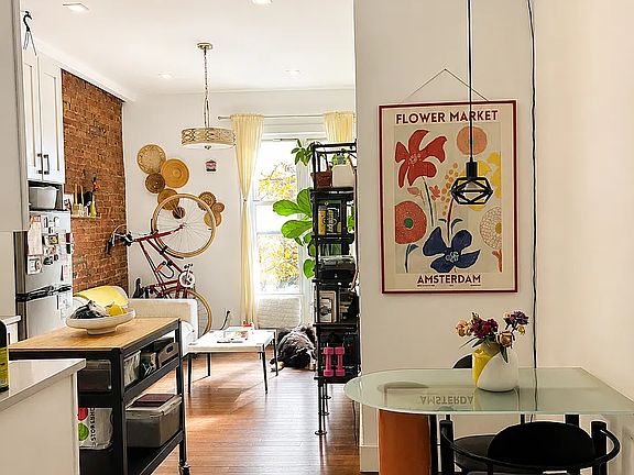 3rd image of 939 Saint Marks Ave APT 2D