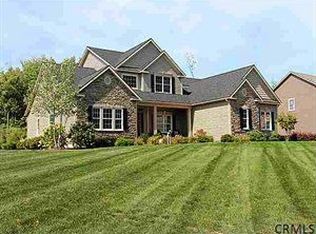 42 Tipperary Way, Ballston Lake, NY 12019