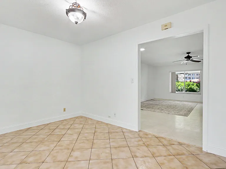 4800 NE 25th Ave N #NORTH — Photo 21