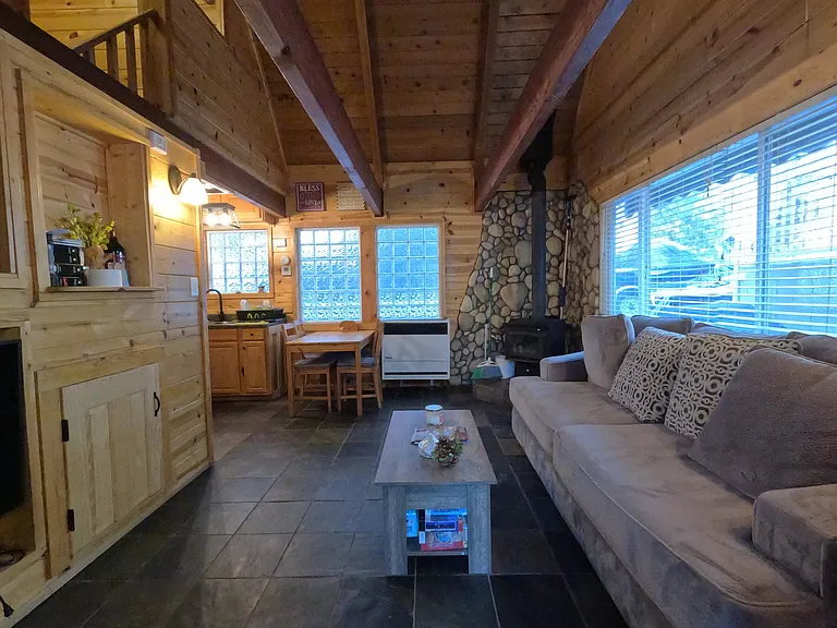 2418 Fir Dr — Photo 7