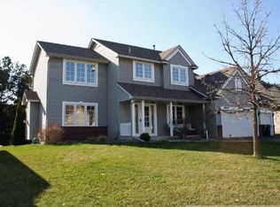 4945 Sycamore Dr, Eagan, MN 55123