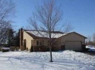 6939 Polaris Ln N, Maple Grove, MN 55311