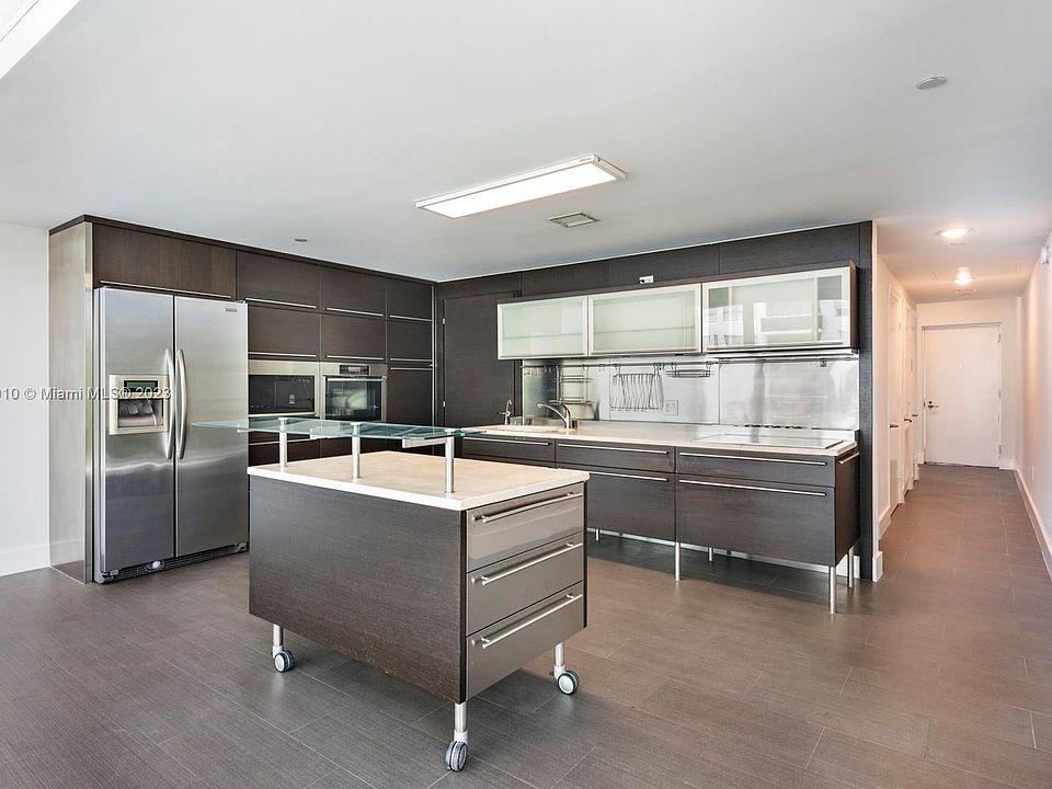 1st image of 6000 Collins Ave APT 501