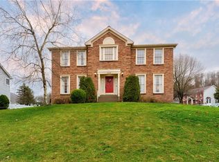 1100 Lakeview Dr, Bridgeville, PA