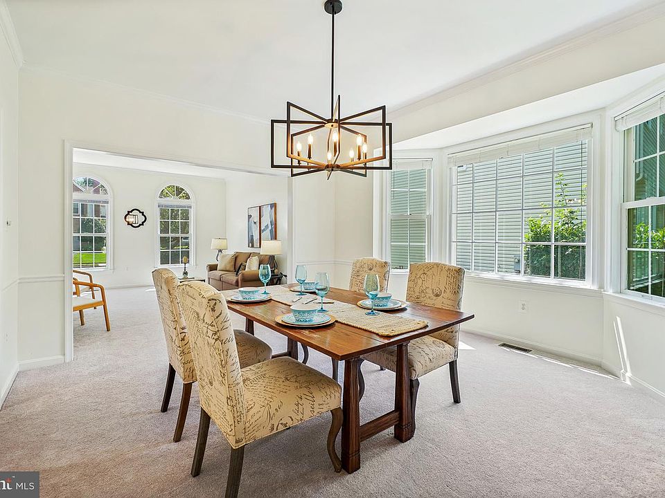 1st image of 47514 Coldspring Pl