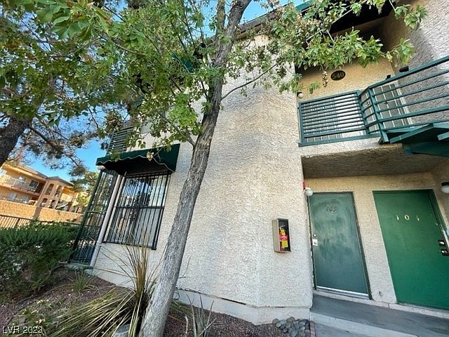1st image of 540 Elm Dr Unit 103