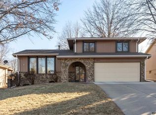 16211 Shirley St, Omaha, NE 68130