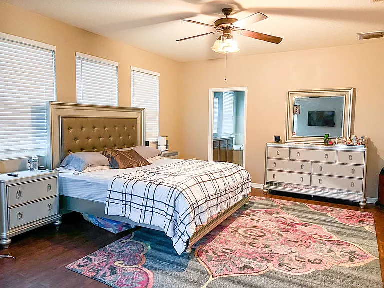 402 Rock Springs Cir — Photo 16
