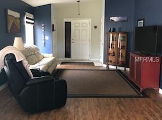 7916 Carriage Pointe Dr, Gibsonton, FL 33534