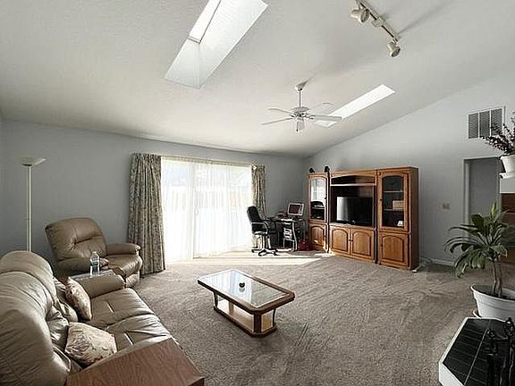 2nd image of 1077 King Arthur Ln