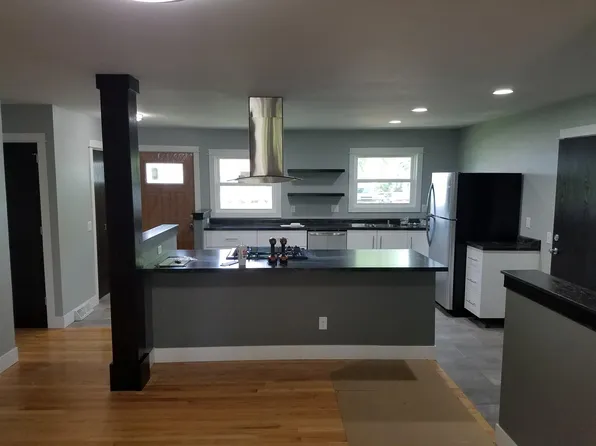 6300 Roselawn Ave, Monona, WI 53716