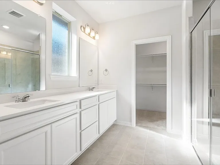 3837 Pennington Ave — Photo 12