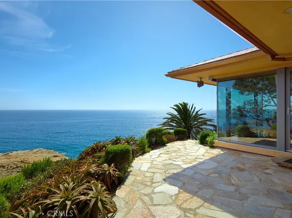 111 S La Senda Dr, Laguna Beach, CA 92651