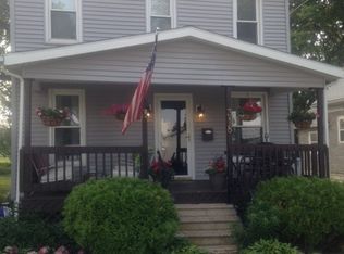 318 W 9th St, Waterloo, IA 50702