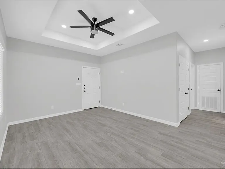 1013 W Mahala Ave #1 — Photo 9