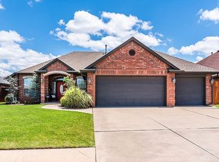 4104 Spindle Ridge Dr, Yukon, OK 73099