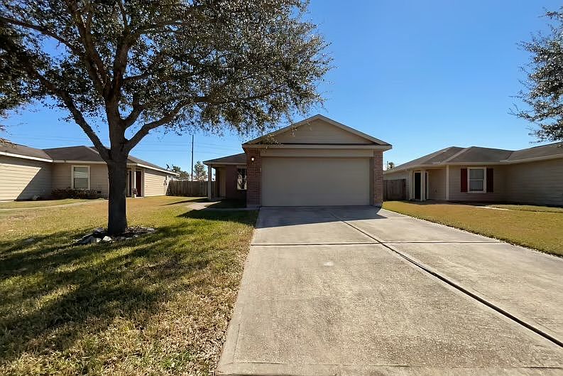 1st image of 7016 Rosebud Hollow Ln