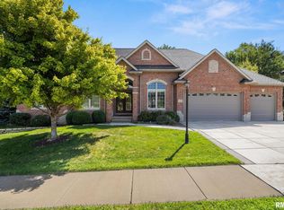 11212 N Stone Creek Dr, Dunlap, IL