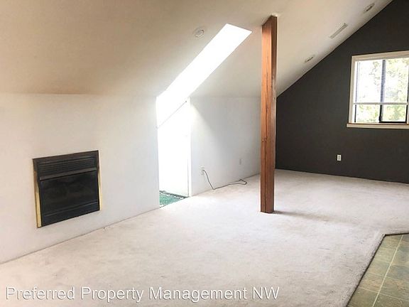 3rd image of 1714 33rd St #171433RDST