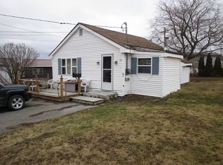 29 Jordan St, Presque Isle, ME 04769