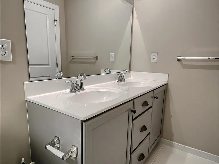 39 N Mitchell Ave — Photo 22