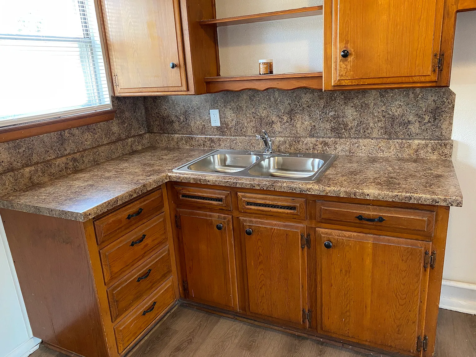 2 bed, 982 sqft, $900 — Photo 4