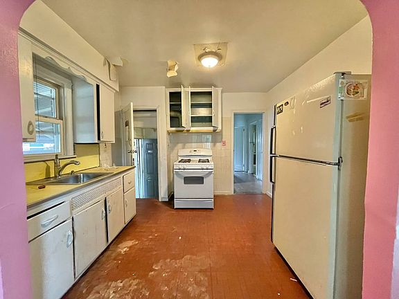 5th image of 227-12 108th Ave #A