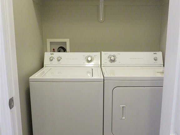 5th image of 3810 Dewdney Ave E #113