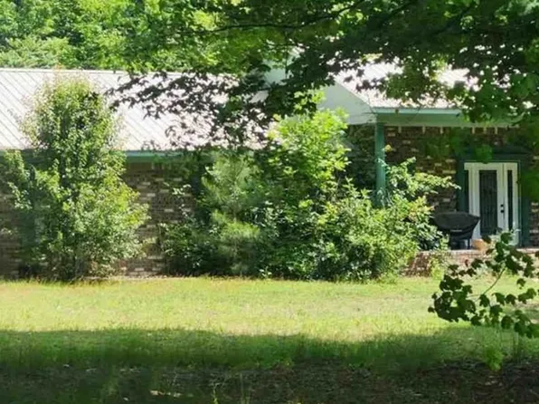 102 Laverne Dr, Rainsville, AL 35986