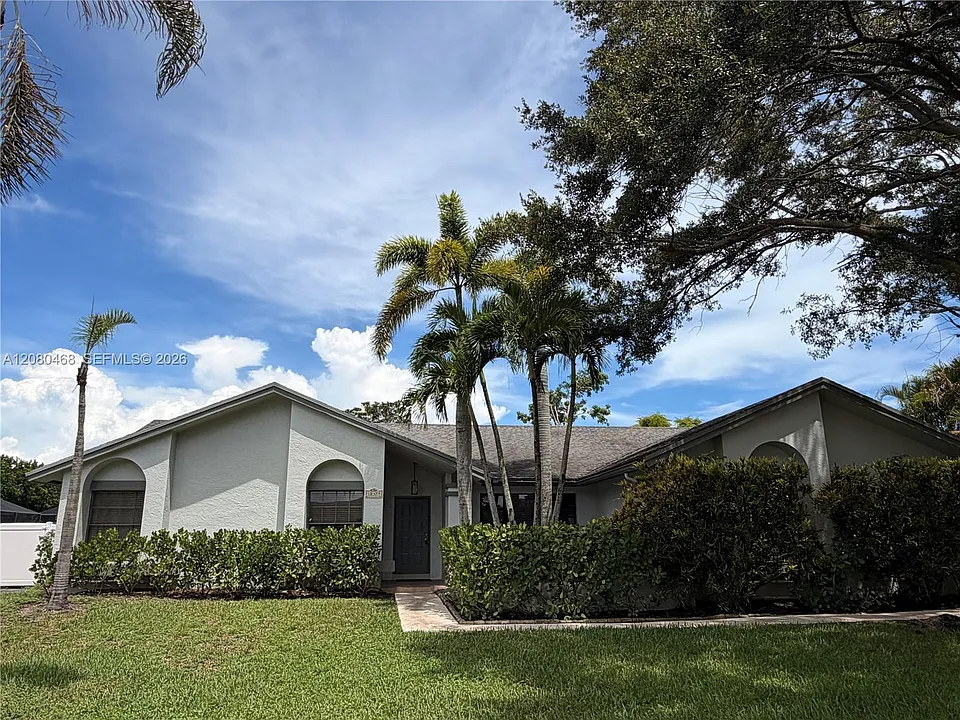 10379 186th Ct S