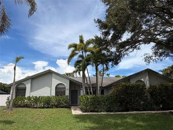 10379 186th Ct S, Boca Raton, FL 33498