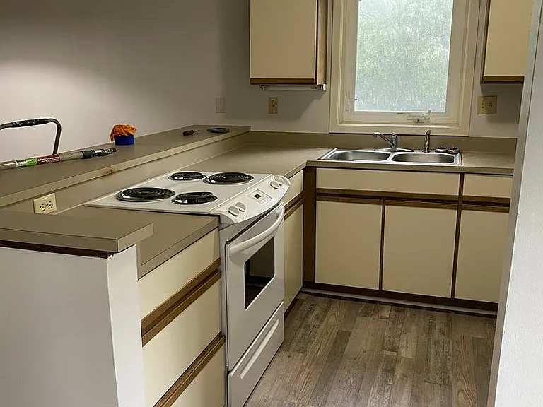 1605A Harbourside Dr — Photo 3