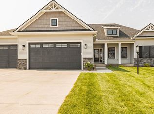 54651 Sacramento Meadows Dr, Osceola, IN 46561