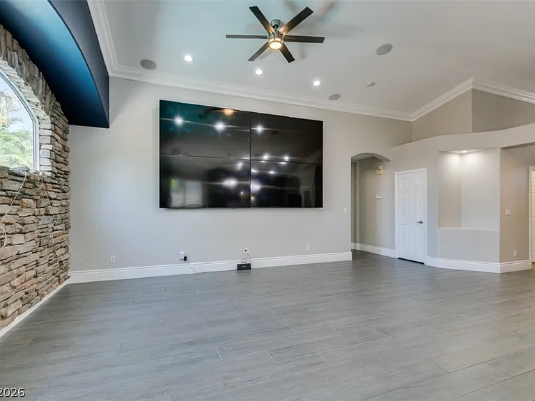 10002 Long Barrow Ct — Photo 15