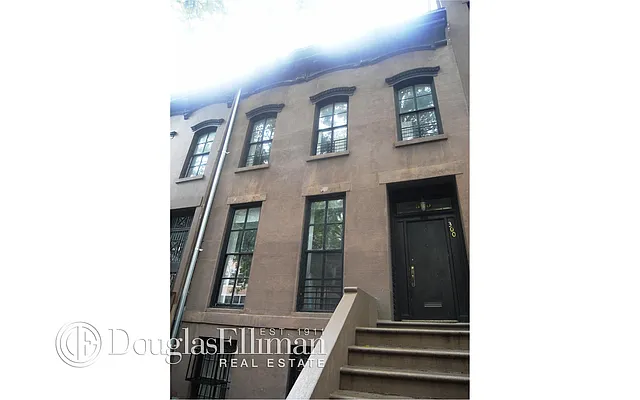 Rented by Douglas Elliman | media 15