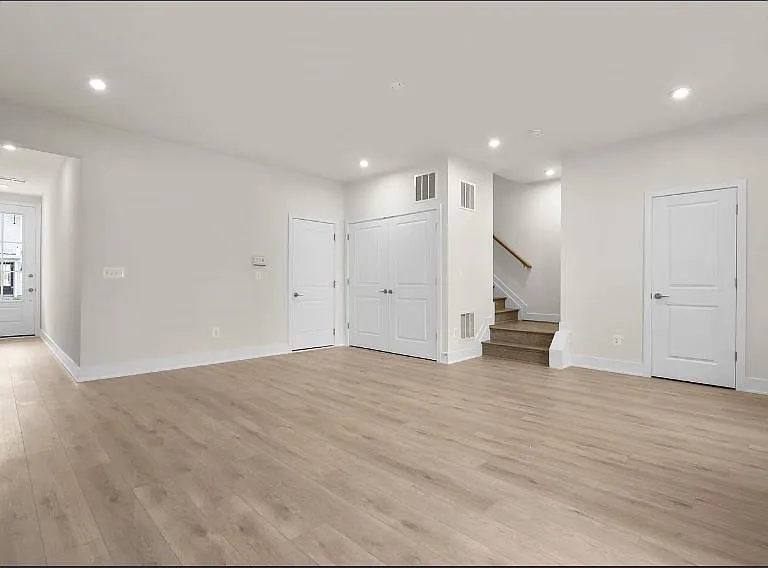 Lower Level (Recreation Room)