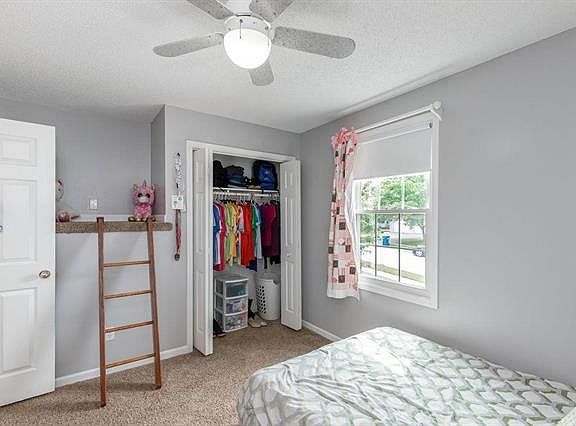 5th image of 808 Plum Rose Dr
