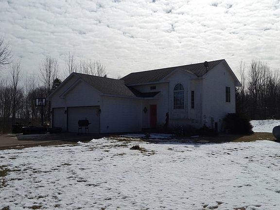 2nd image of 2245 521st St