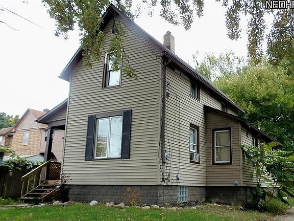 2nd image of 562 Brady Ave