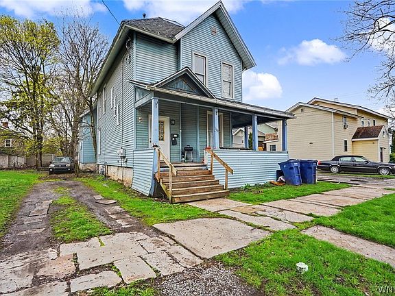 3rd image of 129 Lock St