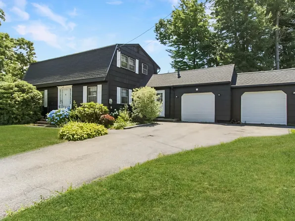 34 Nottingham Drive, Nashua, NH 03062