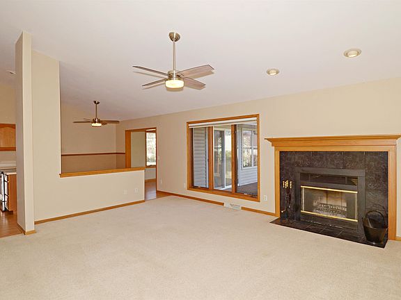 4th image of 2838 Richardson St